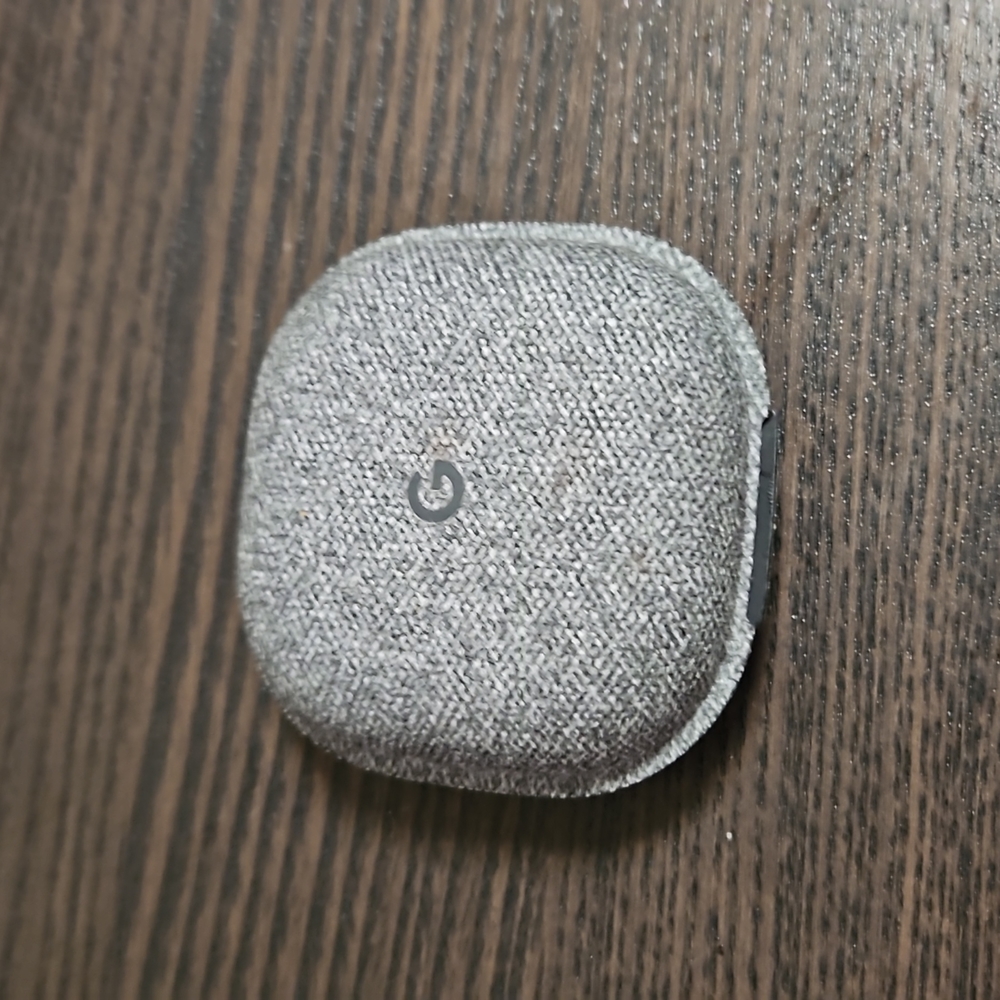 Google Pixel Ear Buds Bluetooth - Picture 3 of 4